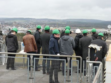 Vor der Veranstaltung konnten die Teilnehmer an einer Werksführung durch das Müllkraftwerk Schwandorf teilnehmen.