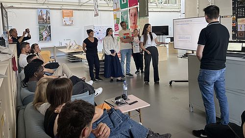 Zum Abschluss präsentierten die Studierenden ihre Ergebnisse in Pilsen