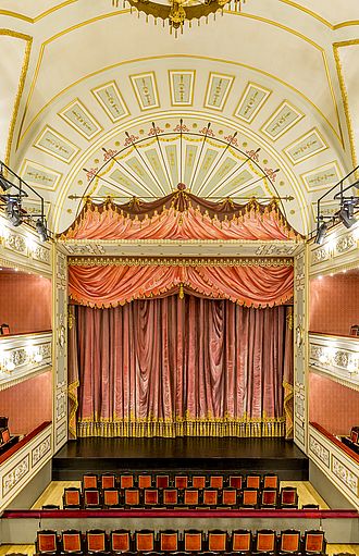 Bühne Stadttheater Amberg Sicht Parkett